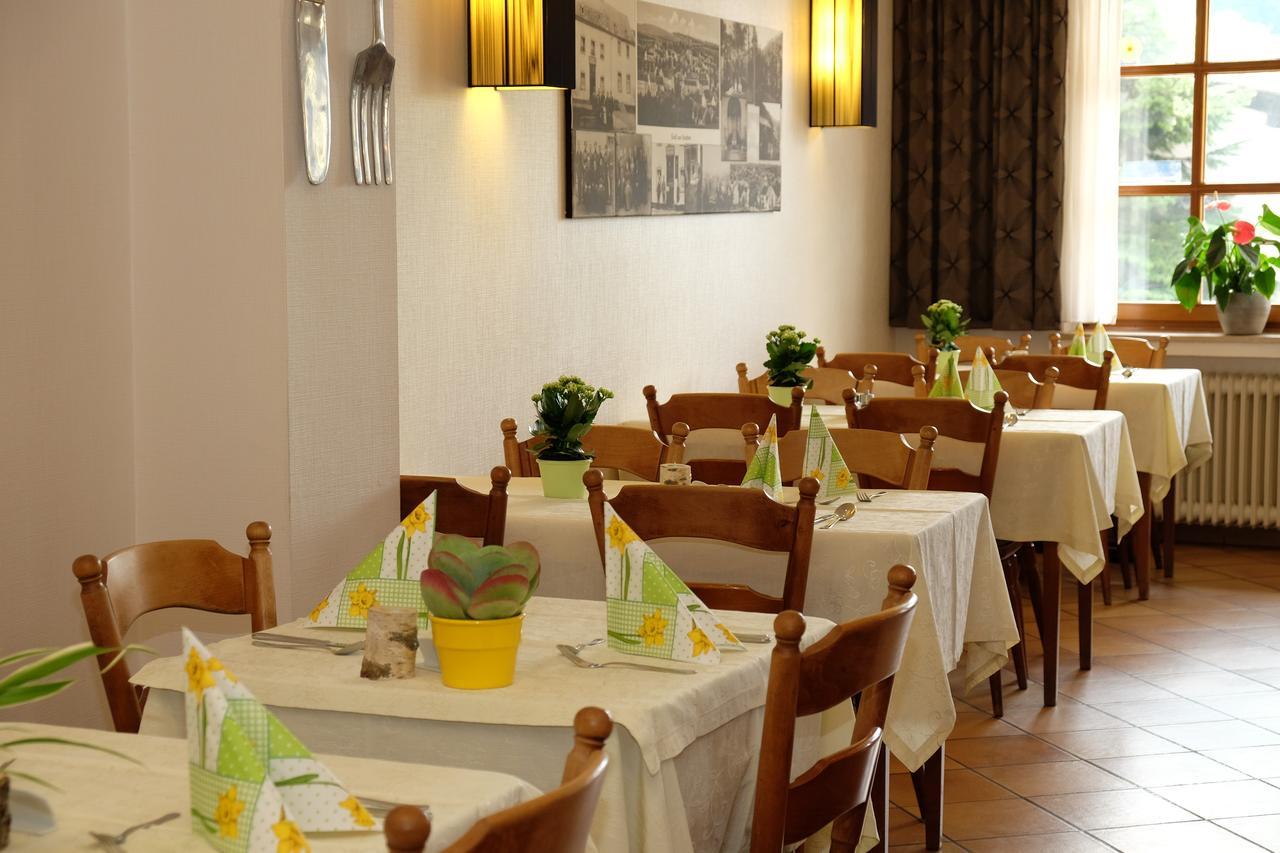 Landgasthaus Hoffmann Kruchten Екстер'єр фото